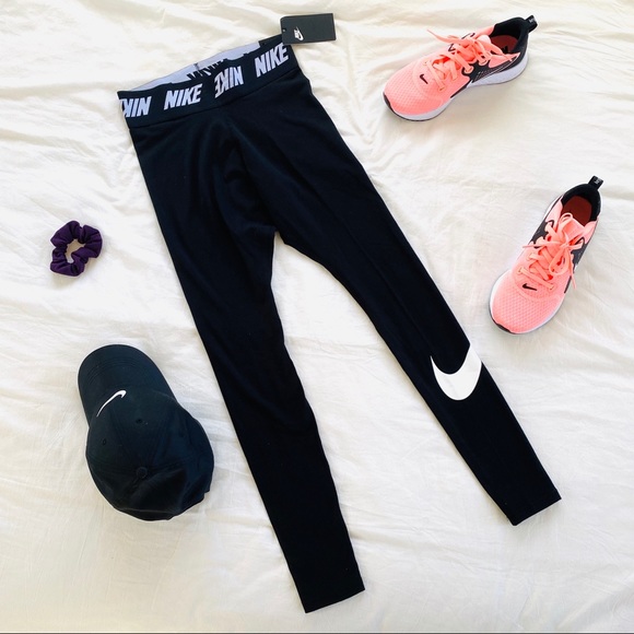 Nike Pants - Nike Tight Fit Cotton Leggings ✨NWT✨